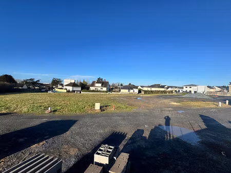 terrain constructible 3859m² viabilisé