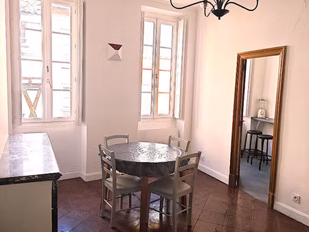 appartement type 2 renove les carmes metro palais de justice