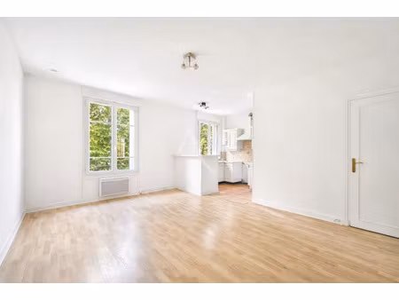 vente appartement 2 pièces 43.96 m² à la varenne saint hilaire (94210)  267 000 €