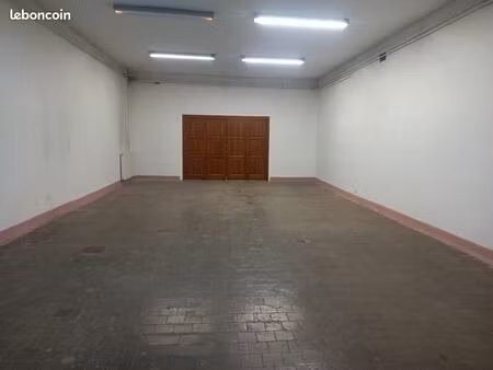 grande surface à rénover