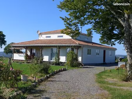 maison 5 pièces 165 m²