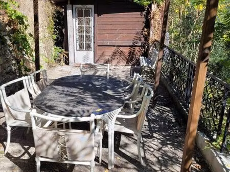 terrain de loisir avec cabanon + rivière – havre de paix à peillon