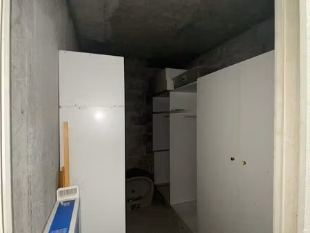 grande cave sécurisée et au sec (au mas de tanit)