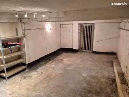 grande cave 25m2 cannes centre ville