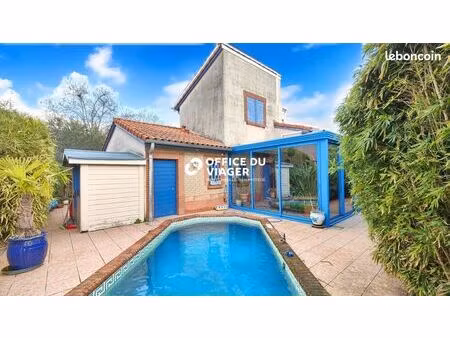 propriété en viager 3 pièces 80 m²