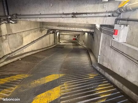 parking secteur place des vosges