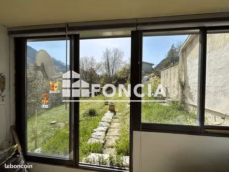 grand appartement entre st etienne de tinee et auron