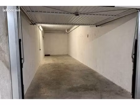 grand box de stockage 24 m² – marseille 12ème (st barnabé) électricité (prise)