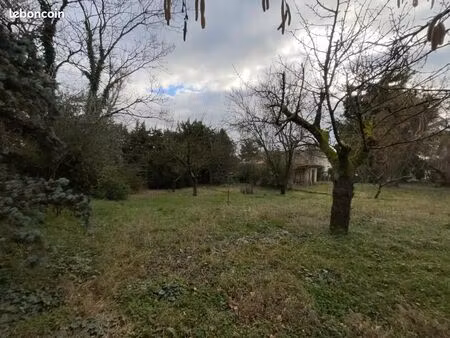 terrain 550 m² miribel