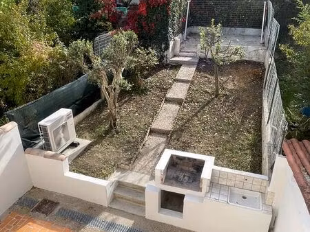 maison t4 entièrement rénovée avec garage et jardin à saint-jean