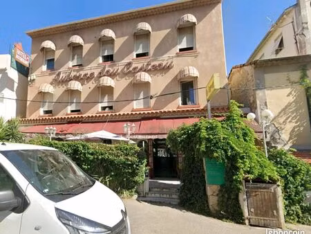 commerce hôtel  restaurant 453 m²
