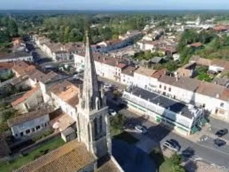 appartement à louer – à louer  appartement spacieux  très calme  situé au centre de grigno