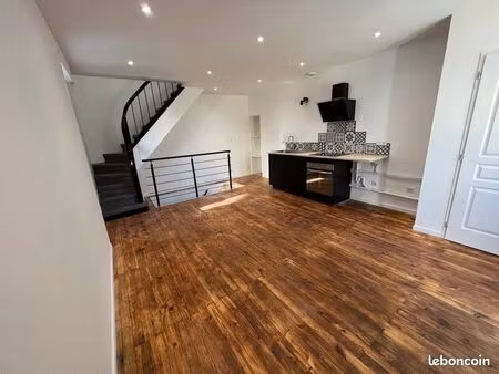 beau t3 refait à neuf