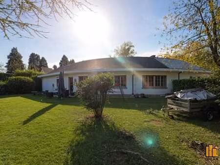 maison 3 façades plain-pied avec terrain à bâtir (±1115 m²)