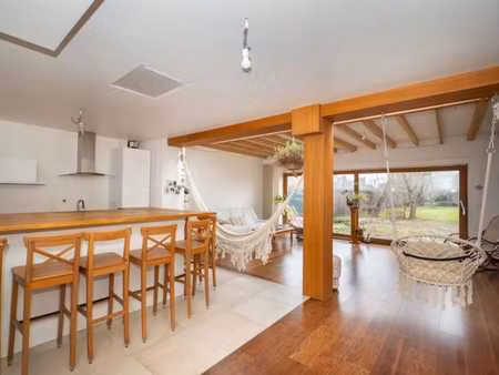 charmante 3 façades avec 4 chambres au cœur d'estaimbourg