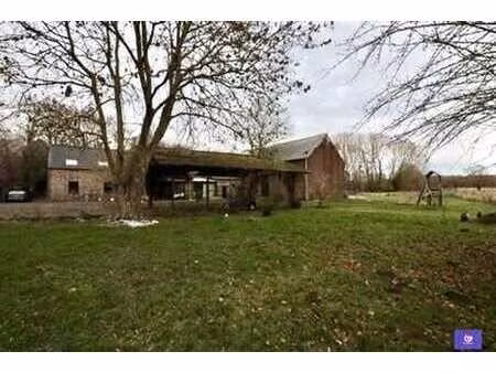 propriété équestre sur 1 hectare 17 avec granges