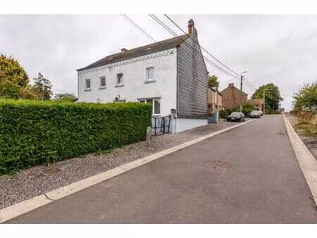 maison 4 façades - 4 chambres - garage et terrain