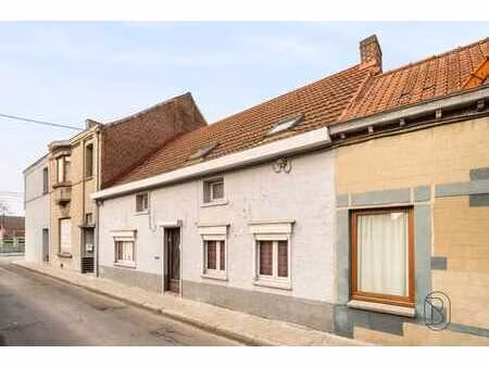 maison mitoyenne à kain-tombe