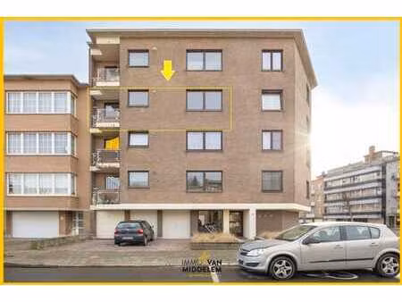 appartement lumineux rafraîchi avec 2 chambres & terrasse