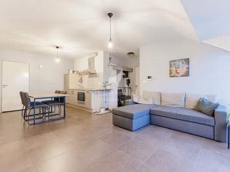 appartement à louer à ressaix € 700 (lk76s) - l'etude des propriétaires - bureau de charle