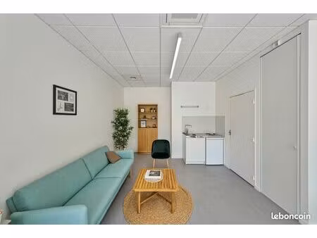 location local d'activité de 30 39m² - paris 18