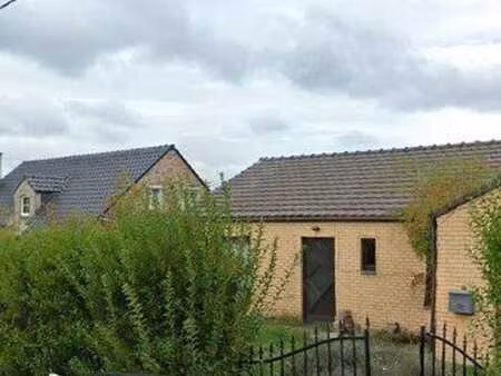 maison à erquelinnes  rue du moulin  33