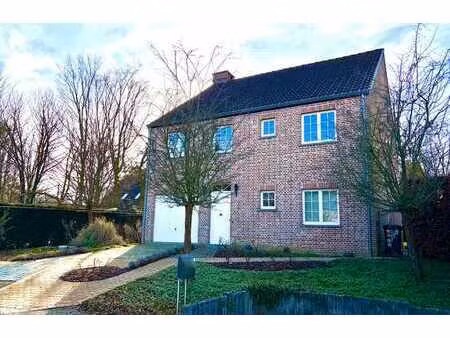 villa 4 chambres au fond d'un clos