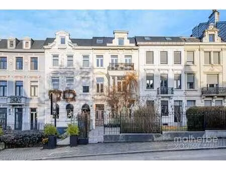 maison de maître – 2 unités – quartier recherché