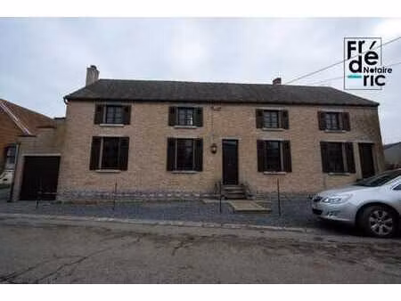 quévy-le-grand - grande villa avec très grand jardin