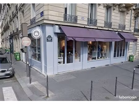 local commercial 76 m² paris