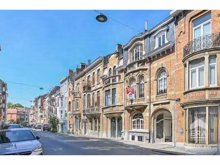 maison de maitre 6 chambres à vendre à schaerbeek