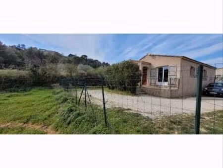 villa meublé castillon-du-gard