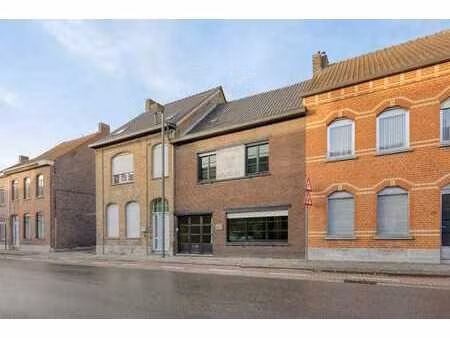 spacieuse maison avec entrepôt à vendre à sint-baafs-vijve