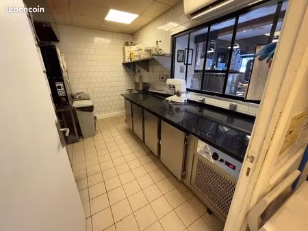 boutique 110 m² saint-laurent-du-var