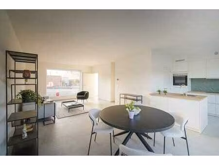 nieuwbouwwoning in een nieuw woonproject met 4 slaapkamers !