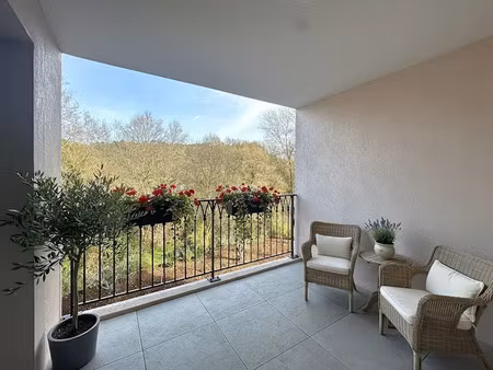 vente appartement 3 pièces 78.56 m² à flassans-sur-issole (83340)  269 000 €