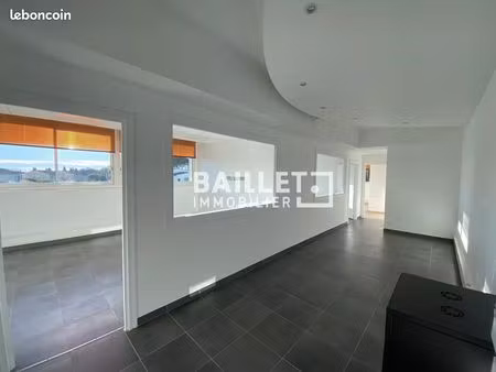 bureaux 146 m² biot