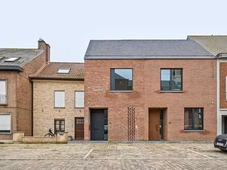 maison à louer à nazareth € 1.380 (lk6r1) | zimmo