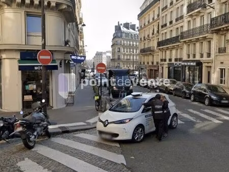 pressing/teinturerie 53 m²