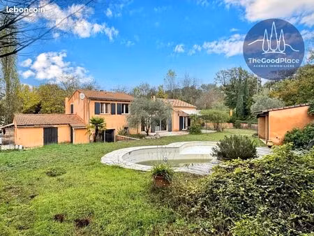 maison 5 pièces 167 m²