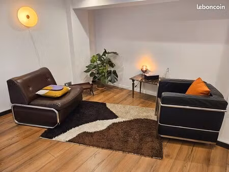 cabinet - espace de consultation thérapeute - bureau