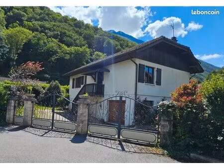 location maison sur la commune de la bâthie