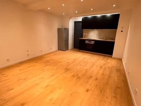 f2 42 m2 meublé pontoise centre