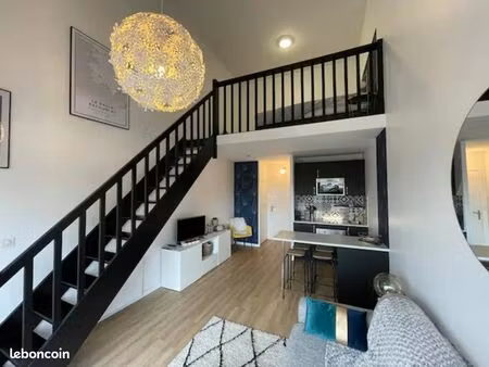 à louer à l’année – charmant appartement meublé avec piscine à la baule-escoublac