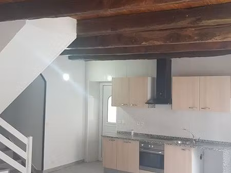 f4 83 m² rénové au 1er étage très lumineux