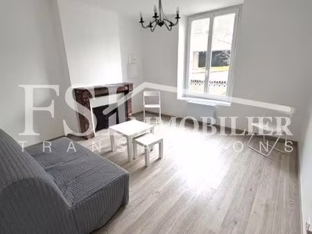 studio 1 pièce 25 m²