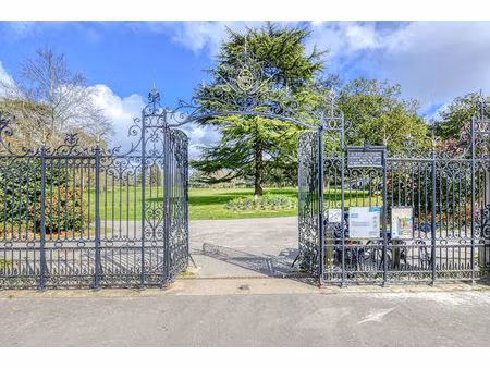 maison contemporaine et lumineuse de 165 m² sur deux niveaux avec jardin orienté sud est