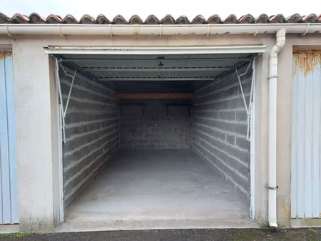 quartier de la gare - garage ferme