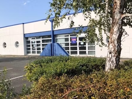 local d'activités 300 m² aytré