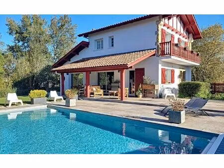 maison saint-pierre-d'irube 246 m² t-6 à vendre  795 000 €